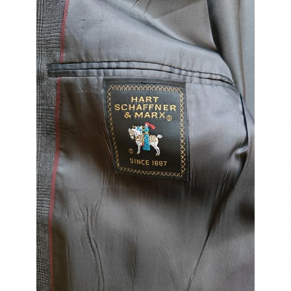 Hart Schaffner Marx Mens Wool Sports Coat 41R Gray Plaid Made in USA 2 Button